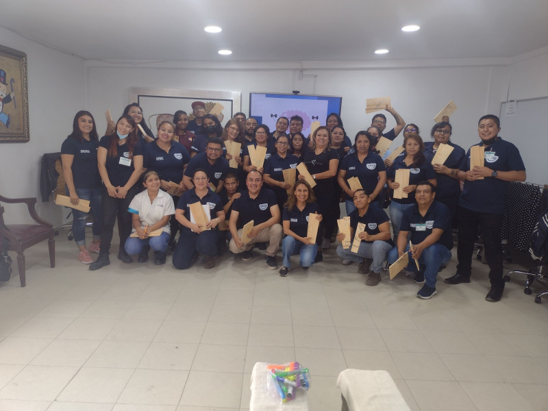 Galeria de ADAMI CORRO