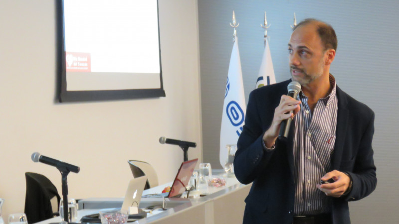 imagen portada Brindo charlas y conferencias de enfermedad cardiovascular orientadas principalmente a la prevención