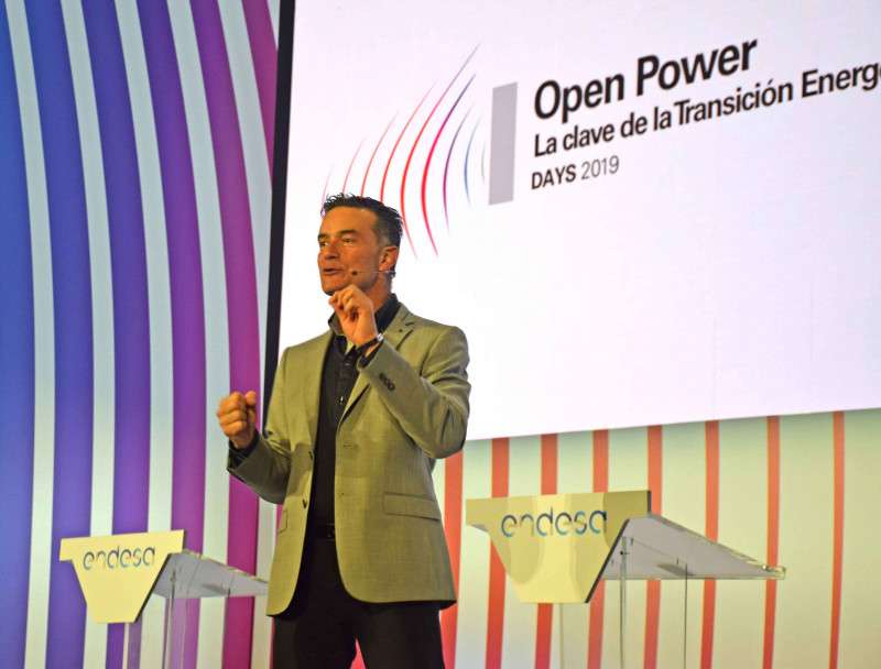 Foto portada PODER SIN LÍMITE EN LAS VENTAS