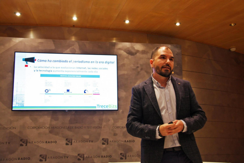 imagen portada El nuevo consumidor 2.0: Cómo las redes sociales han cambiado el mundo en el que vivimos