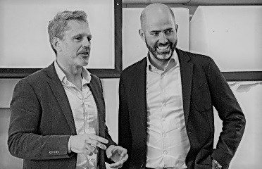 imagen portada "Demasiada Experiencia": Cómo Convertir El Rechazo En Tu Mayor Ventaja Competitiva