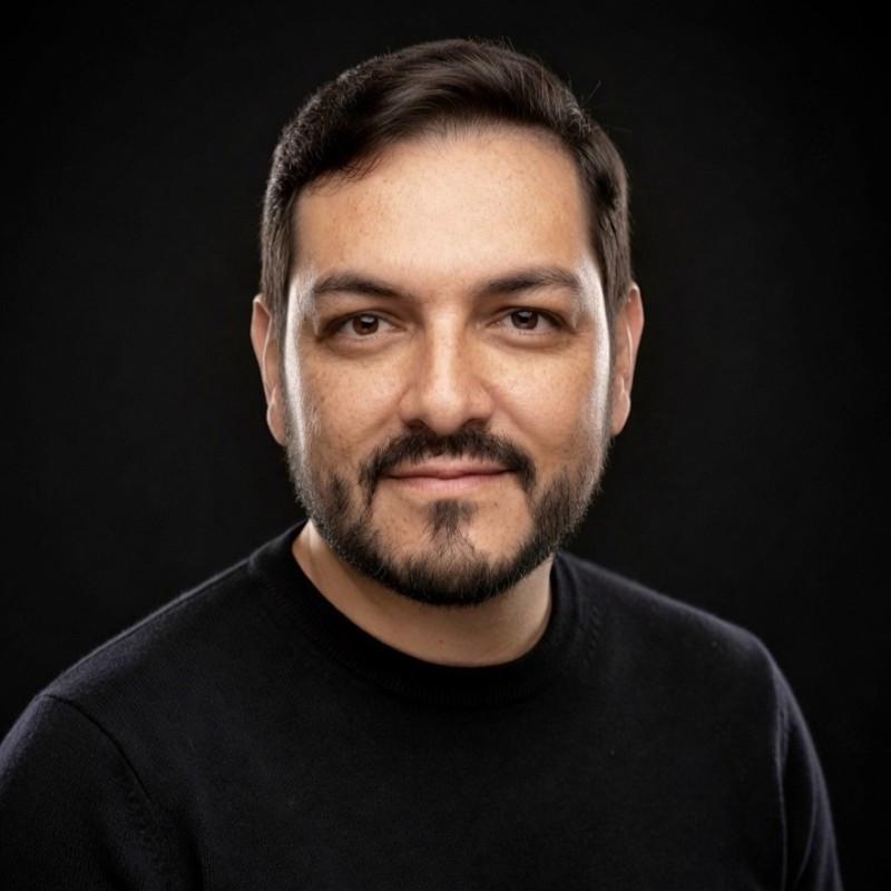 foto perfil Carlos Rivera