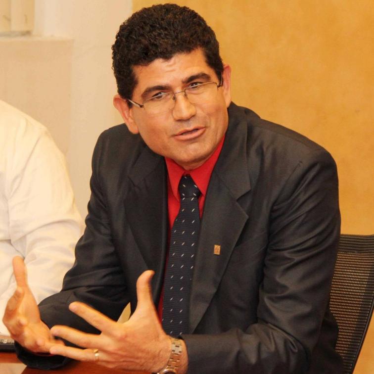 foto perfil Roberto Celaya Figueroa
