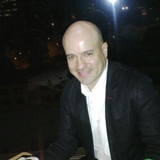 foto perfil Yury Lesnikov Bejarano