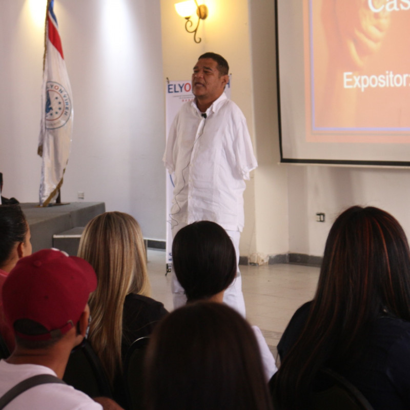 Galeria de Camilo Cuello Conferencista-Coach
