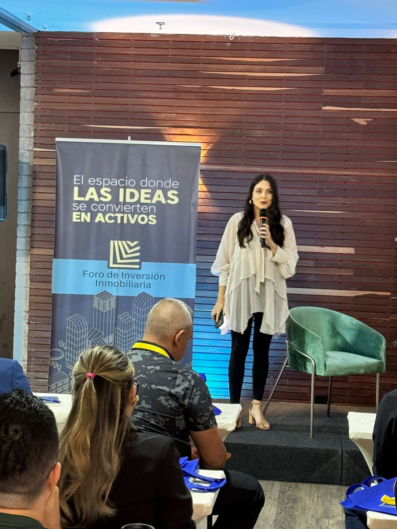Galeria de Carolinah - Carolina Hernández Arbeláez