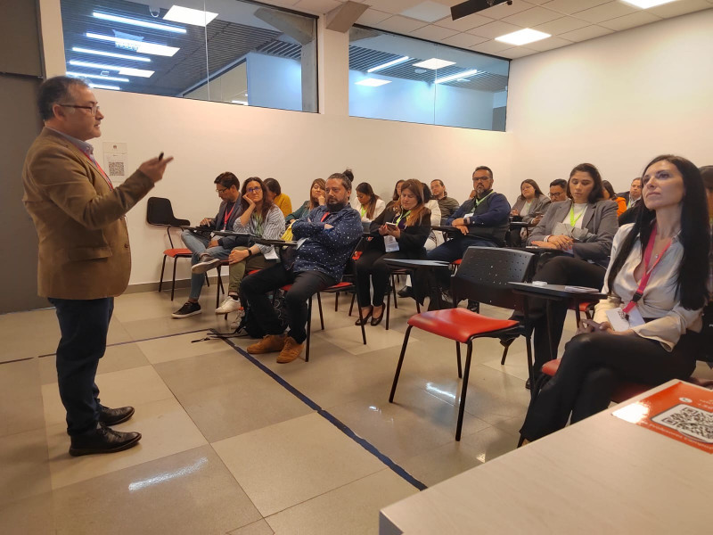 Galeria de Claudio Alejandro Barrientos Piñeiro