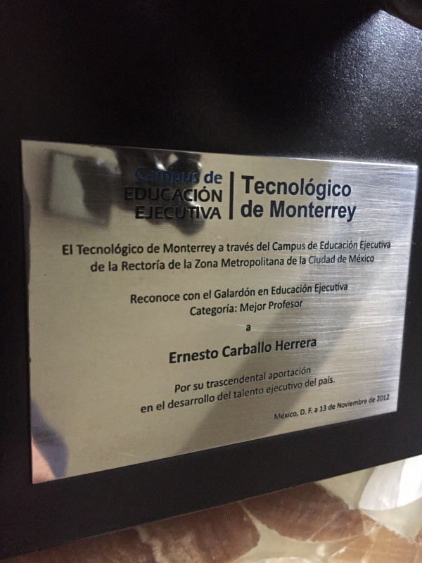 Galeria de ERNESTO CARBALLO ·  MAQUIARBALO