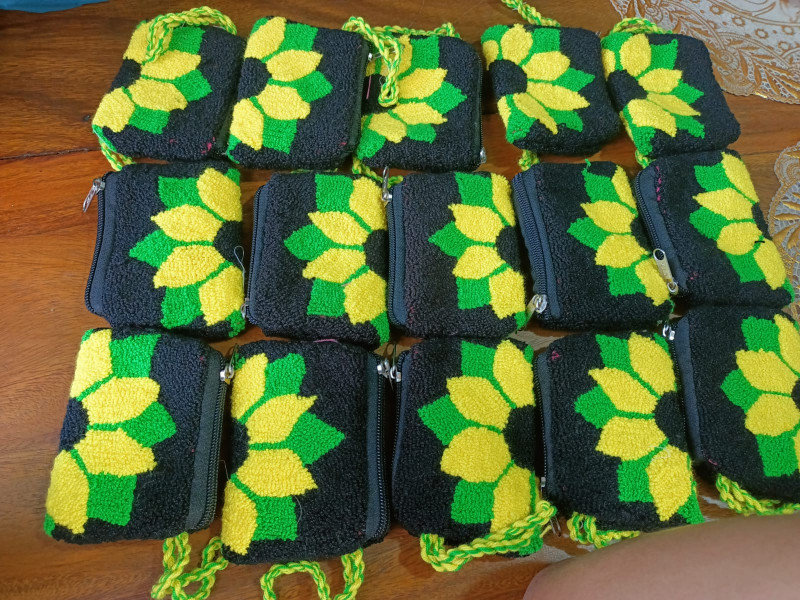 Galeria de GLENIA OÑATE DIAZ