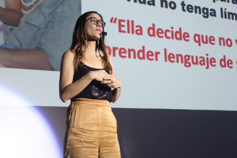 Galeria de Jennifer Cañaveral Guzmán