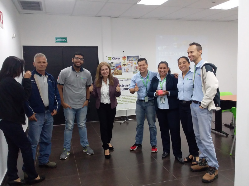 Galeria de Lirman Flores