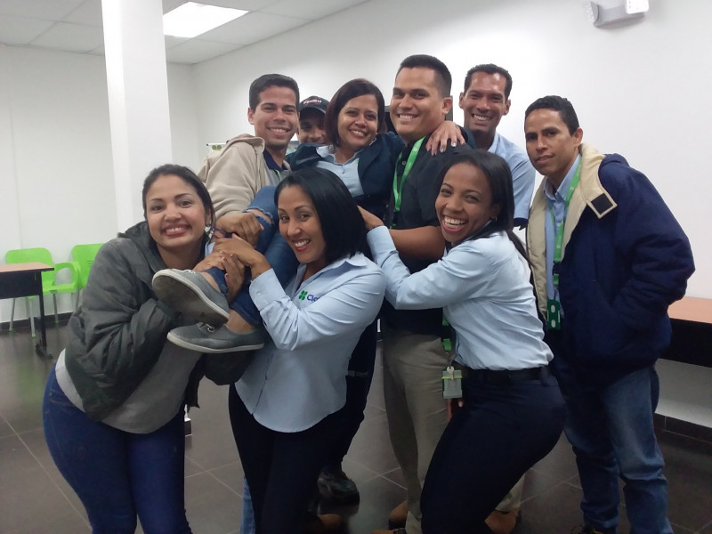 Galeria de Lirman Flores