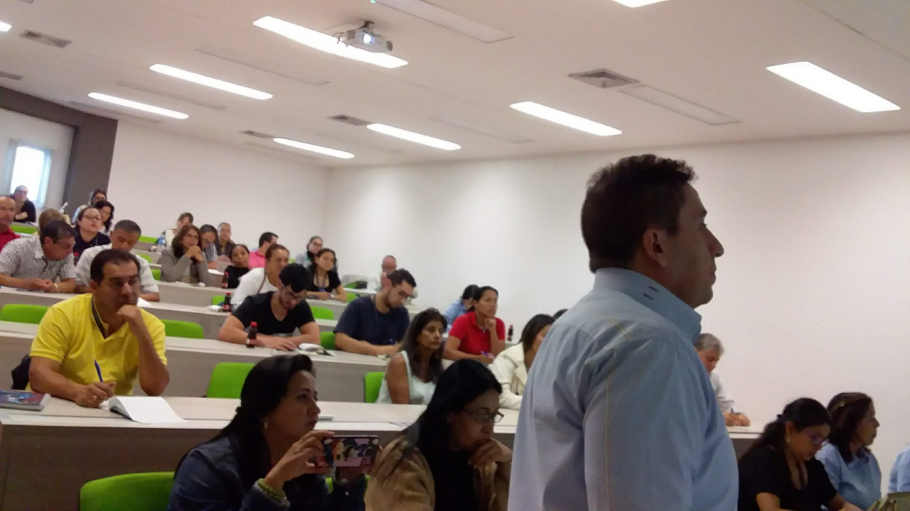 Galeria de LUIS ALBERTO ZAPATA VALENCIA