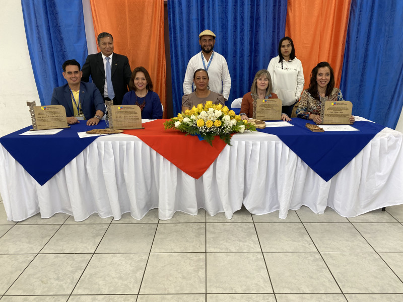 Galeria de Maria Esther Cabral Torres