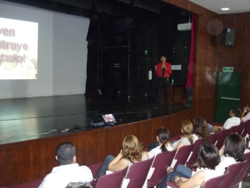 Galeria de Roberto Celaya Figueroa