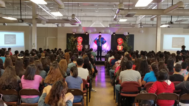 Galeria de Roberto Celaya Figueroa