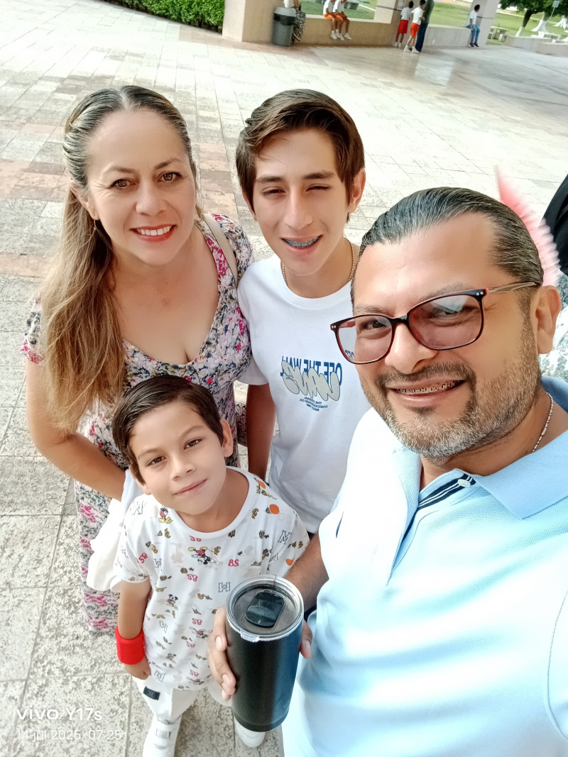 Galeria de Dr. Rubén Jesús Gamboa Amaro