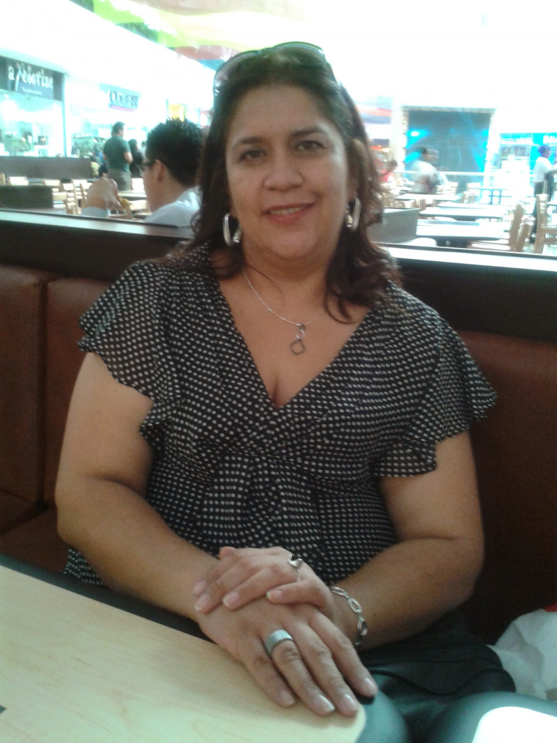 foto perfil María Victoria Flores Gudiel