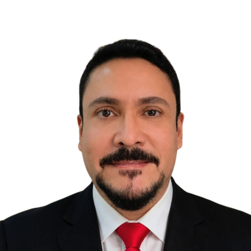 foto perfil Roberto Gómez Tobías